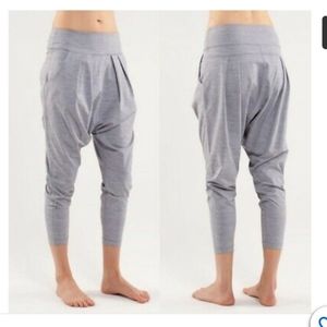 Lululemon Happy Hatha Crop